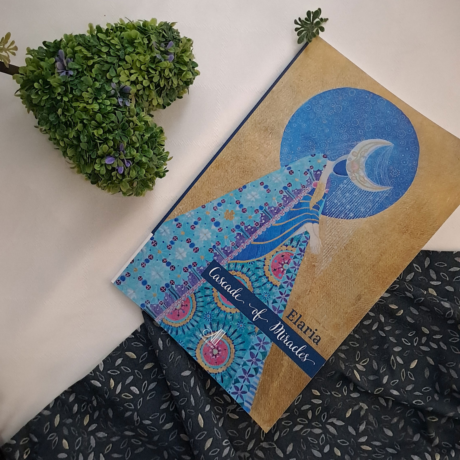 1x1-Elaria_Cascade-01